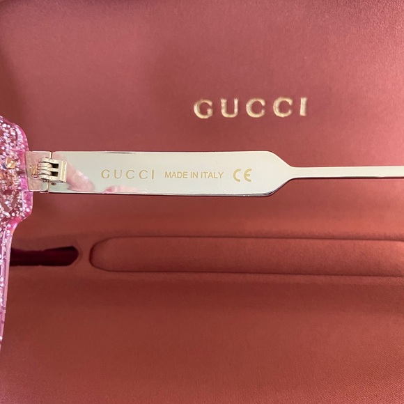 Gucci 51MM oversize pink glitter sunglasses - Picture 7 of 11